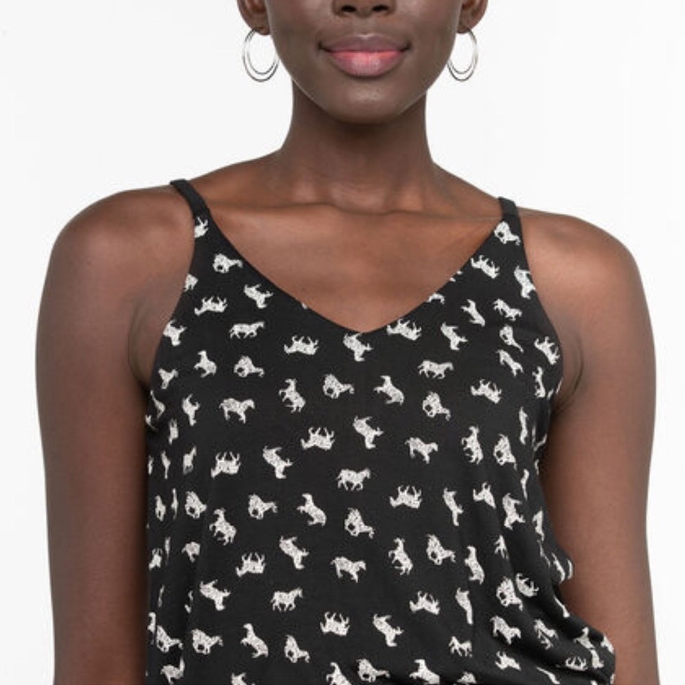 Small & Medium Zebra Print Double V- top - Picture 4 of 8